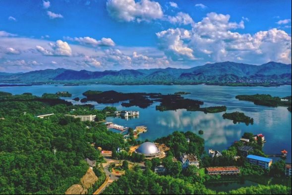 赤壁中林陆水湖风景区吸引咸宁日报专题报道